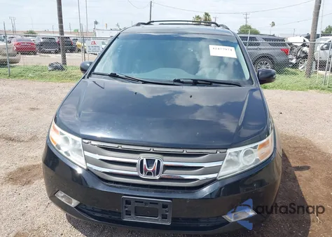 2013 Honda Odyssey Touring/Touring Elite from USA, damaged, VIN 5FNRL5H95DB086041